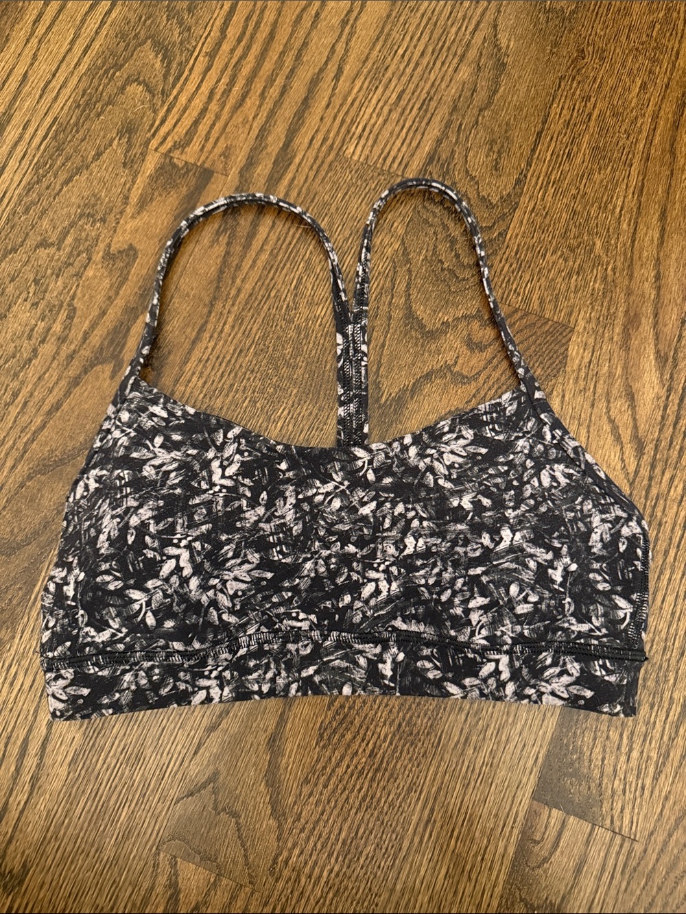 ⚫️ Lululemon Flow Y Bra Nulu Blossom Overlay Starlight